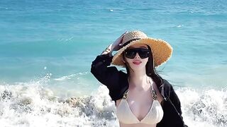 Beautiful chanies girl dancing video