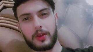 Muskurao tum kya bahut pyare ho