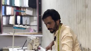 Beshak Allah ki Lathi Bri Be Awaz Hai