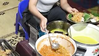 Fokus Ama Neng Penjualnya