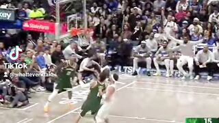 Kyrie Irving 31Pts vs Bucks!