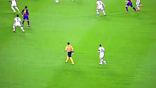 How To Retire A Defender ⚽ ????
