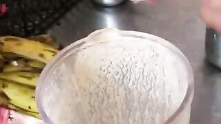 Strawberry Milk Shake - Strawberry & Dates Drink