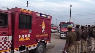 योगी जी हर घर महाकुंभ का जल पाहुंचा रहे हैं