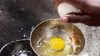 Surti Egg ???????????????????? Tikhari Making Pulao ???? #viralreelsシ #viralreelschallenge #trendingreels #trend #thaifood #eggbuddies #foodie