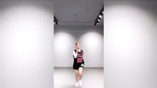 Indian Girl Nabby Dance
