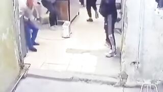 En confianza va mordiendo...XD