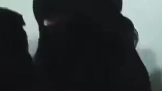 Watch how the Sheikh got the genie out of the girl