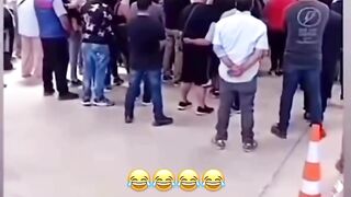 Sabe disimular jajaj#caidas#caidas#viral