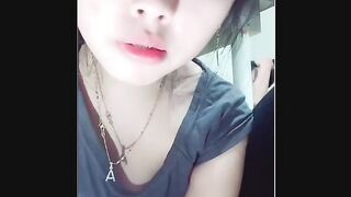 cewe cantik kelihatan dadanya