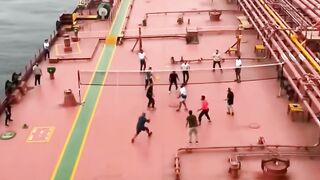 Giant ship world