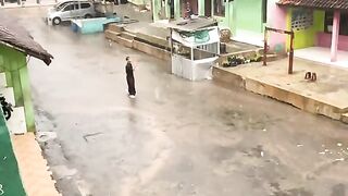 vidio clip APT versi indonesia