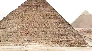 I_Spent_100_Hours_Inside_The_Pyramids!(360p).mp4