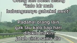 Yang lagi LDR gimna,setuju gak nih ramein di komen yuk
