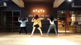 Indian Girl Svetana Kanwar Dance