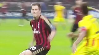 Neymar No Look Passes