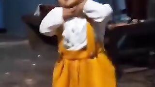 baby girl dance