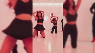 Indian Girl Aryaanna Callista Dance