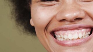 safe methods Vs risky methods of teeth whitening