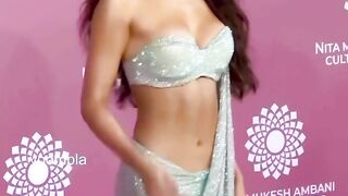 Disha patani hot looks