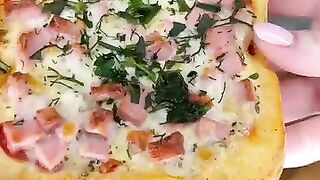 Pizza sandwiches in 10 minutes