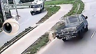 #viral#viral#accident#playpress#$$