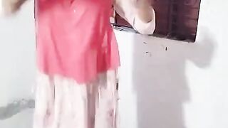 Danceing of money