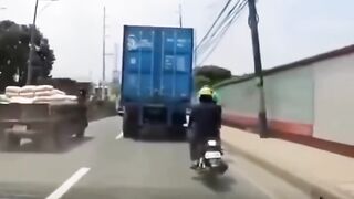 #viral#accident#viral#pressplay#$$