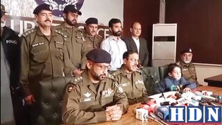 مان گرفتار  بچے کی واپسی کیلئے ں