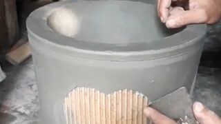 In making this flower pot, you only need tools such as molds made from buckets, cement and cardboard to form variations.