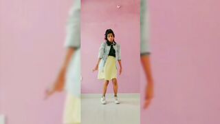 Indian Girl Ritika Singh Dance