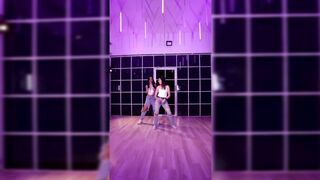 Indian Girl Raveena Choudhary Dance