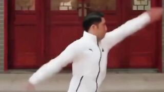 قم بهذه الحركة البسيطة في الصباح، مباشرة بعد الاستيقاظ!