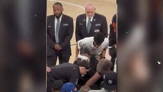 Tracy Morgan Wheeled Off NBA Court After Vomiting
