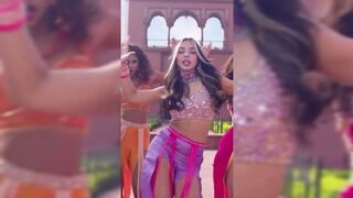 Indian Girl Zo Wish Dance