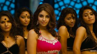Sarocharu Kajal Ravi Teja Video Songs 5