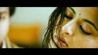 Anushka Vijay video song