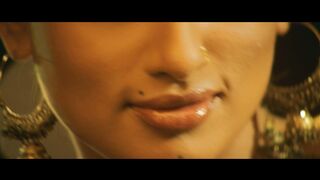 Vaazha Meenukum tamil video song