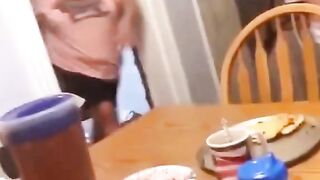 #scareprank #scarecam #scaring #prankvideos #pranks #funny