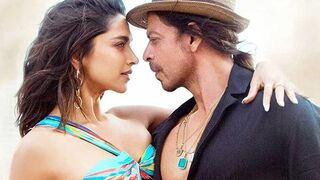 Jhoome Jo Pathaan Song | Shah Rukh Khan, Deepika