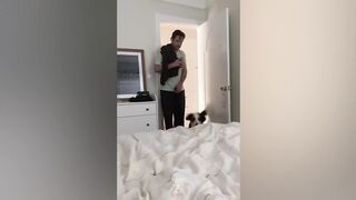 Can you watch this 20sec without laughing?