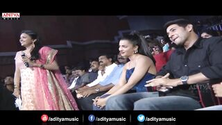 Shruti Hassan and Mahesh babu performance