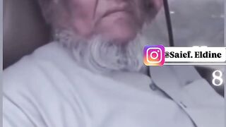 ابوي و نظرته لي و انا اقول شعر