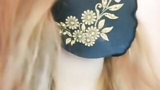 Husn Ka Malaka Items girls Pakistani tango live