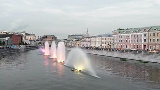 Fountains on Bolotnaya Square in Moscow