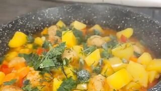 Stew with meatballs
