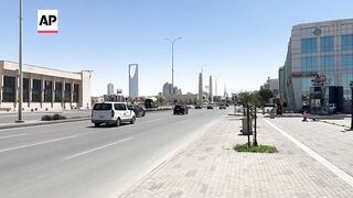 Negotiators from US and Russia launch ceasefire talks in Saudi Arabia.