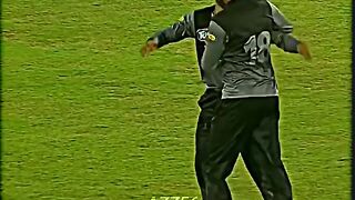 IMPOSSIBLE CATCH ???? #cricket #shorts.2025