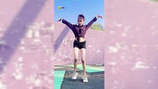 Indian Girl Vaishnavi More Dance