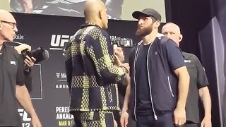 THE FIRST FACE _ OFF BETWEEN ALEX PEREIRA and MAGOMED ANKALAEV